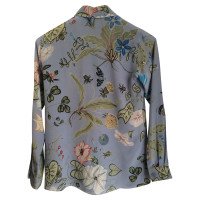 Gucci Zijden blouse lichtblauw met patroon