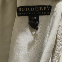 Burberry Robe en Crème