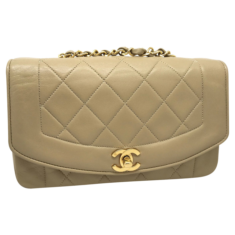Chanel CLASSIC BAG IN BEIGE LEATHER HDW GOLD