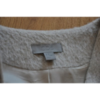 Cos Jacke/Mantel aus Wolle in Beige