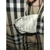 Burberry Jacke/Mantel in Grau