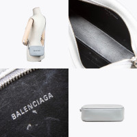 Balenciaga Everyday Camera Bag XS Leer in Grijs
