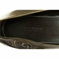 Bottega Veneta Slipper/Ballerinas aus Leder in Oliv