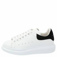 Alexander McQueen Sneaker in Pelle in Bianco