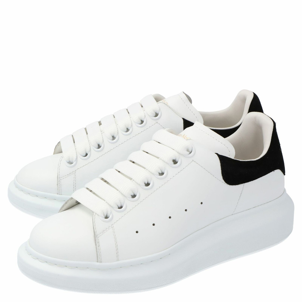 Alexander McQueen Sneaker in Pelle in Bianco