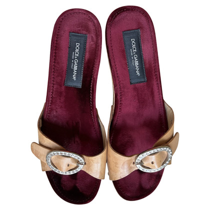 Dolce & Gabbana Sandalen aus Leder in Beige