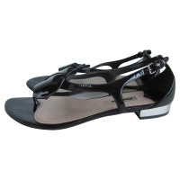 Miu Miu Sandalen aus Lackleder