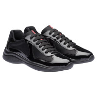 Prada Chaussures de sport en Cuir verni en Noir