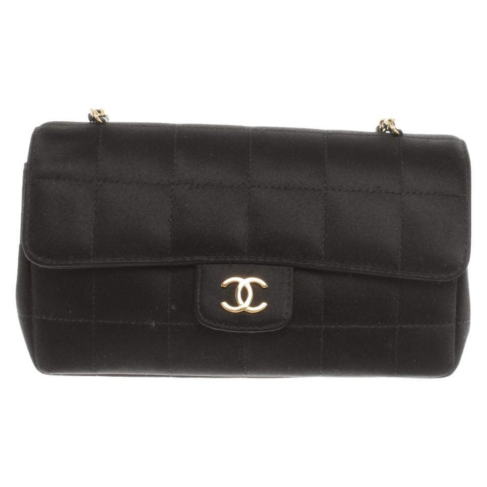 Chanel Classic Flap Bag in Zwart