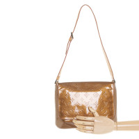 Louis Vuitton Shoulder bag Patent leather