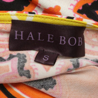 Hale Bob Kleid mit abstraktem Muster