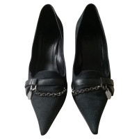 Gucci Pumps/Peeptoes Canvas in Black