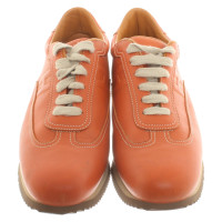 Hermès Sneakers in oranje