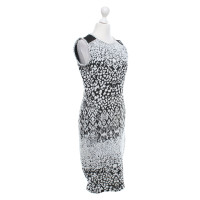 Reiss Dress in black and white