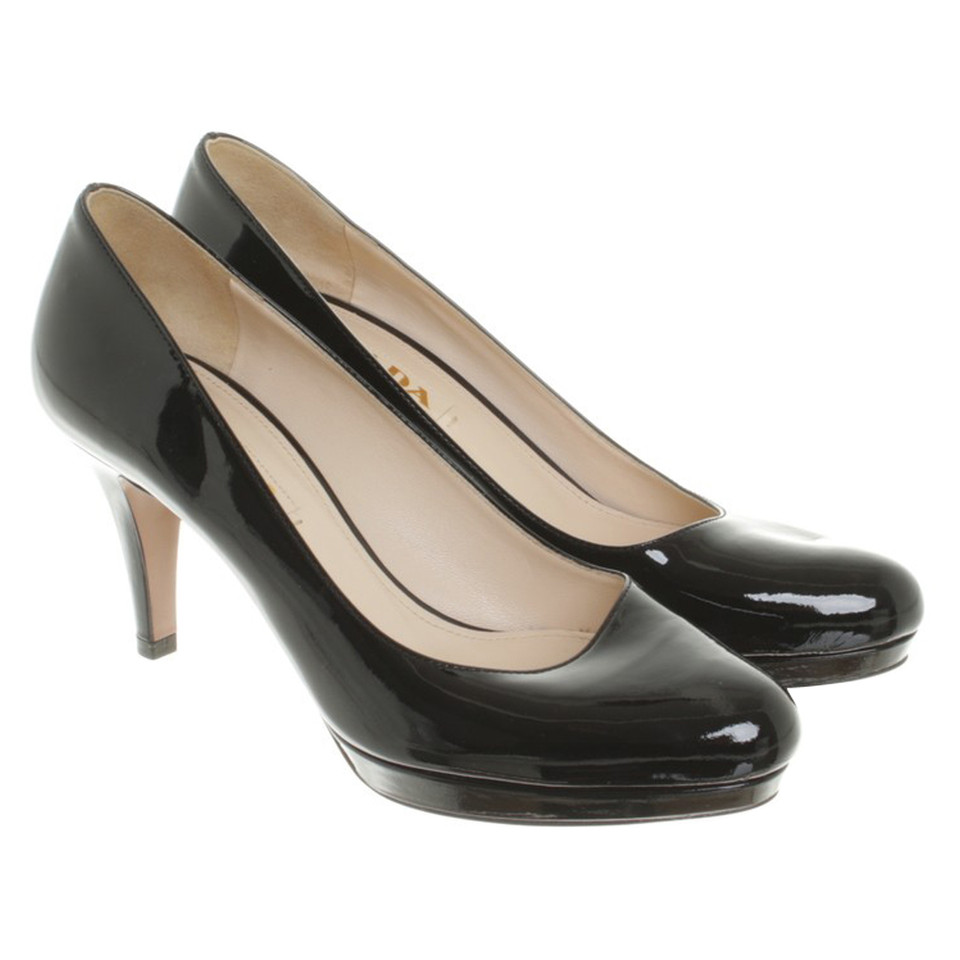 Prada pumps in black patent leather