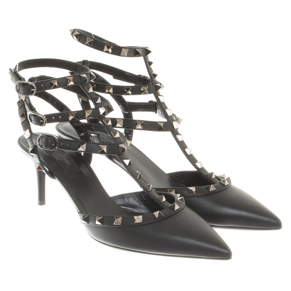 Valentino Garavani Rockstud pumps