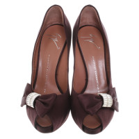 Giuseppe Zanotti Pumps/Peeptoes in Bordeaux