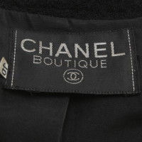 Chanel Giacca corta in nero