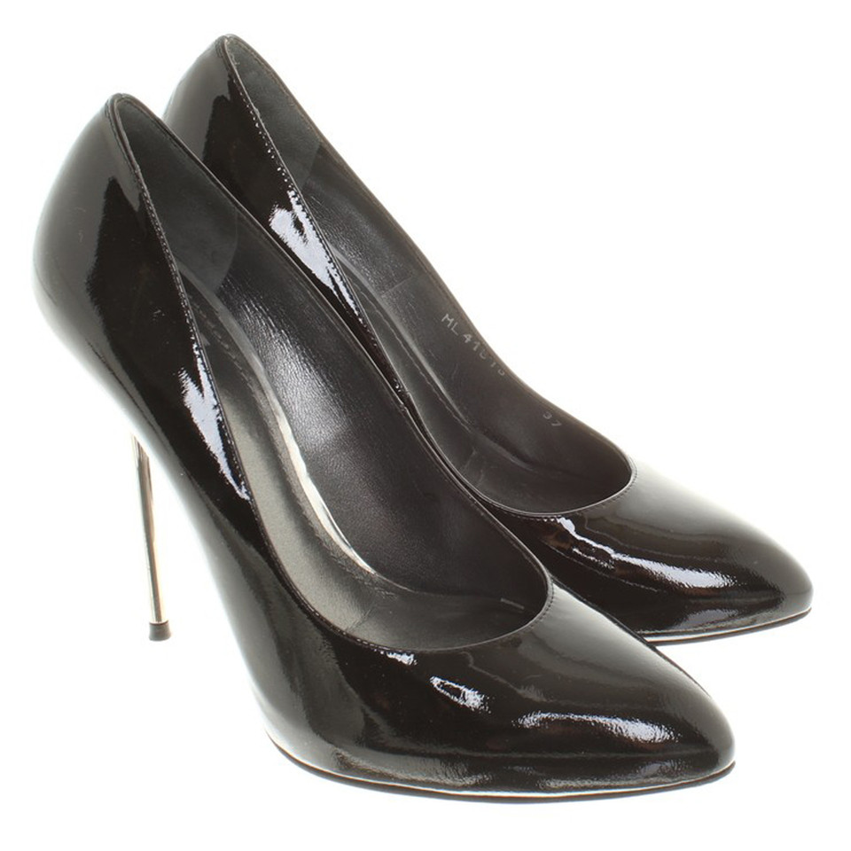 Stuart Weitzman Lacklederpumps in Schwarz