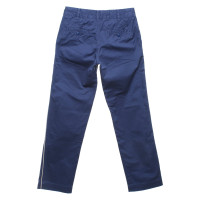 Closed trousers in blue