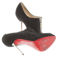 Christian Louboutin Peep-toes in Black Suede