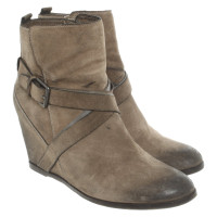 Kennel & Schmenger Ankle boots Suede in Olive