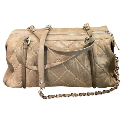 Chanel Shoulder bag in Brown