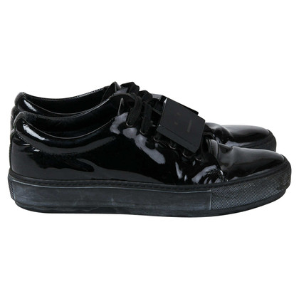 Acne Sneakers Lakleer in Zwart