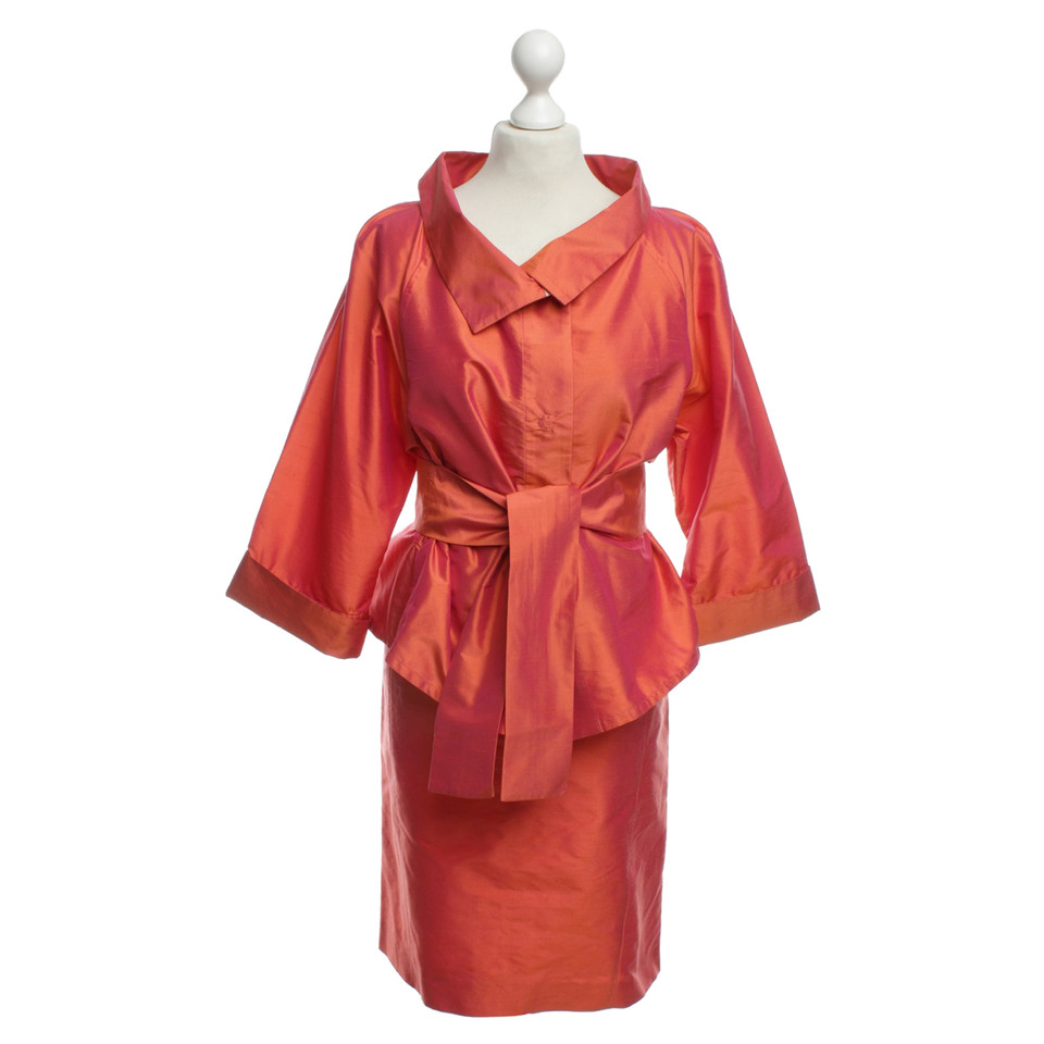 Armani Collezioni  Zijden kostuum in oranje