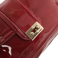 L.K. Bennett Handtasche aus Lackleder in Rot