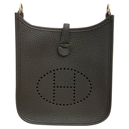 Hermès Evelyne TPM 16 Leather in Black