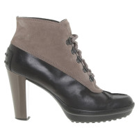 Tod's Ankle boots in brown / grey