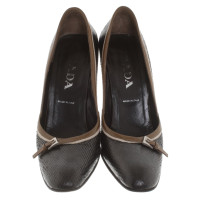 Prada Leather pumps in donkerbruin