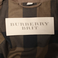 Burberry Jacke/Mantel aus Baumwolle in Oliv