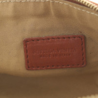 Bottega Veneta Fuchsfarbener Kosmetikbeutel