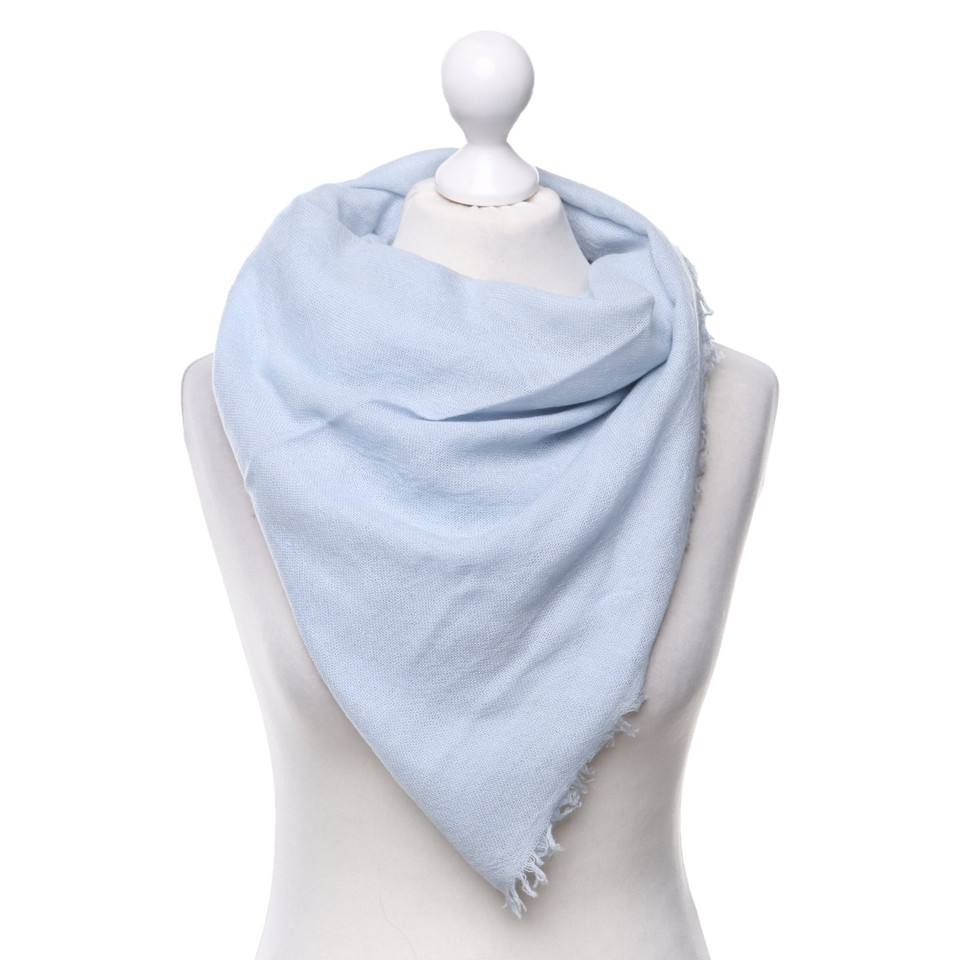Allude Scarf in light blue