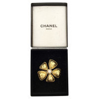 Chanel Chanel brooch Collector