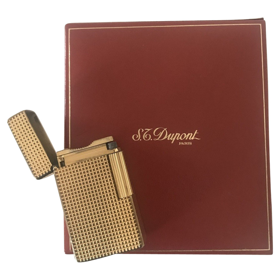 S.T. Dupont Accessory in Gold
