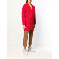 Fendi Jacke/Mantel aus Wolle in Rot