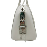 Givenchy Antigona Lock  Mini 22 en Cuir en Blanc