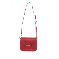 Gucci 1955 Horsebit Shopping Bag aus Leder in Rot