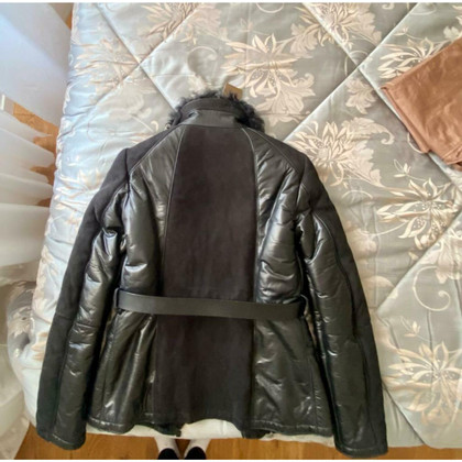 Gucci Jacket/Coat Fur in Black