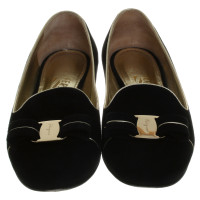 Salvatore Ferragamo Suede loafers in black/gold