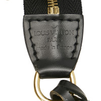Louis Vuitton Mini Pochette Accessoires aus Leder in Schwarz