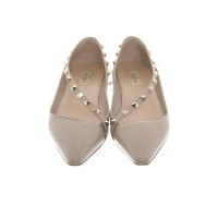 Valentino Garavani Slippers/Ballerinas Leather in Nude