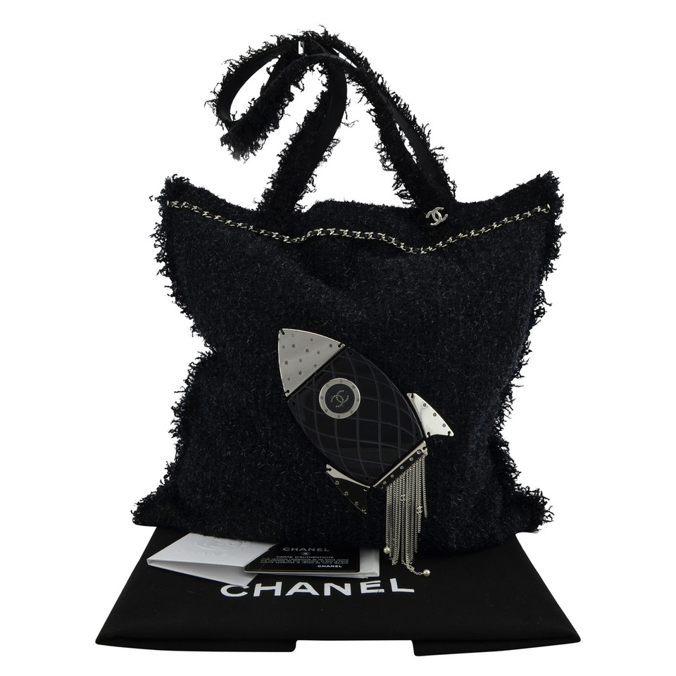 Chanel Tote Bag made of tweed