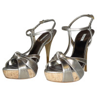 Miu Miu PEEPTOES EN OR CUIR PAR MIU MIU