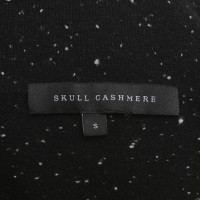 Skull Cashmere Sweater in black
