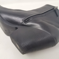 Casadei Stiefeletten aus Leder in Schwarz