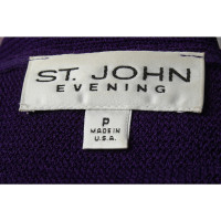 St. John Strick in Violett